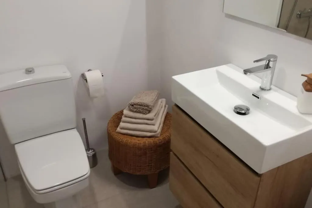 Cami Ample Apartman L' Escala 0*,  Spanyolország